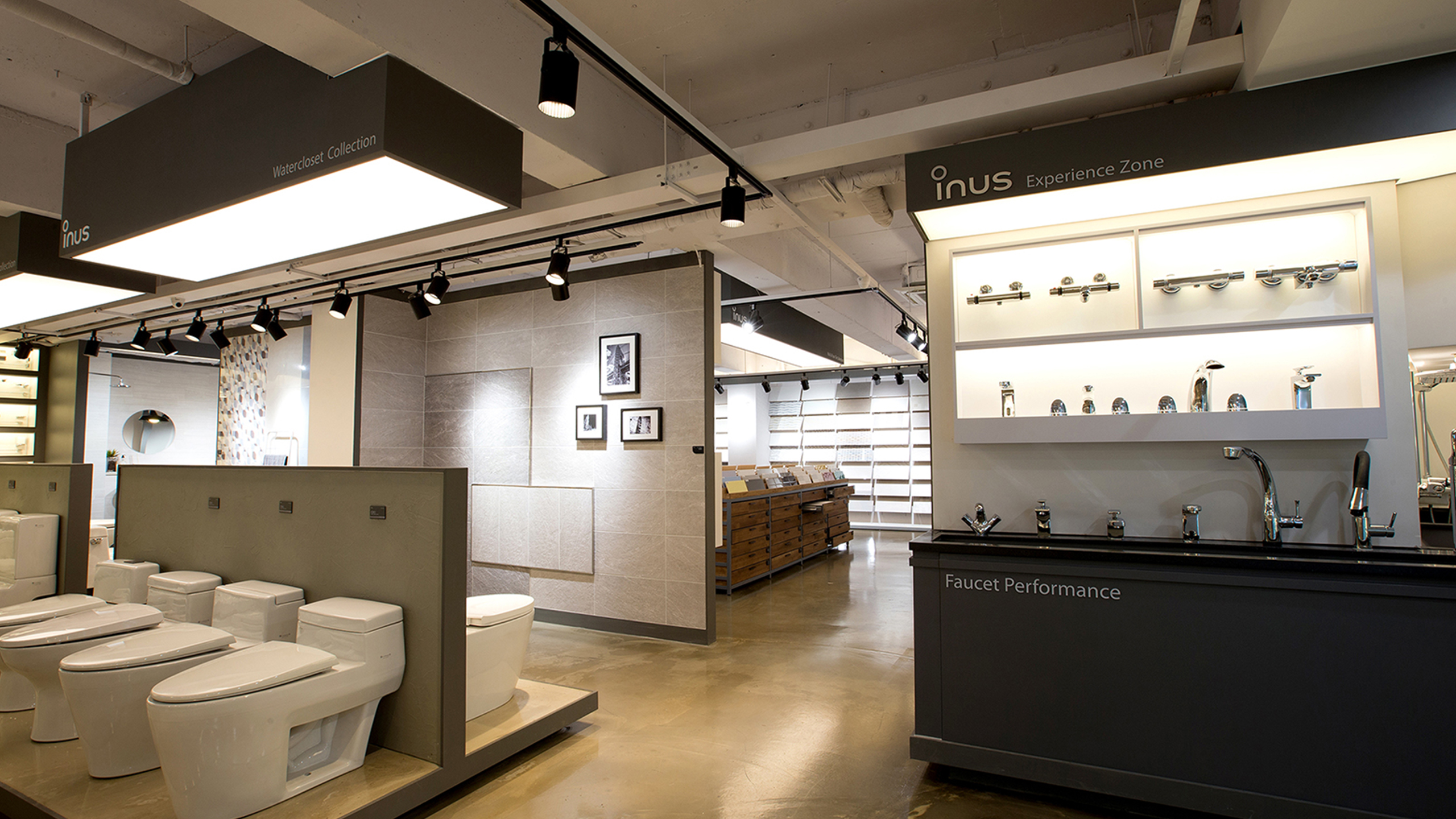 INUS BATH Showroom